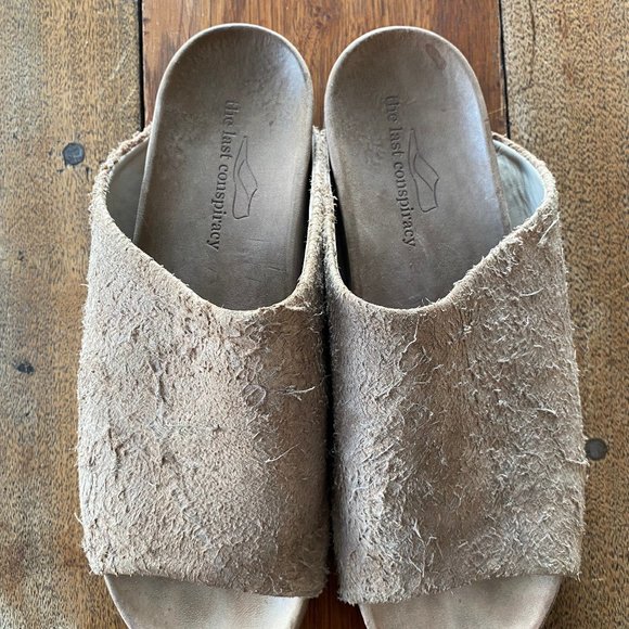 The Last Conspiracy (Danish Minimalism) "Dilan" Longhaired Suede Sandals/Slides - Picture 2 of 4